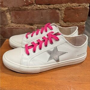 Vintage Havana Alive Sneakers